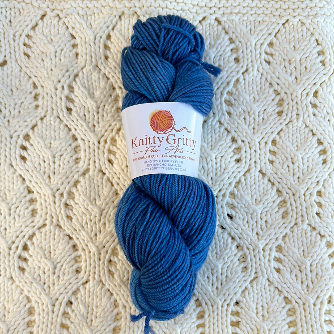 Winter Pillow DK / Alpine Bluebell