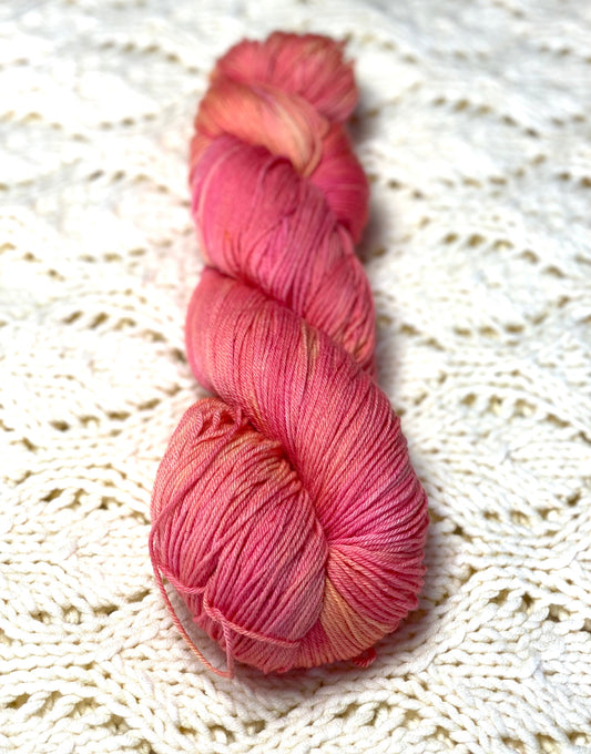 Angora Wabbit / Hawaiian Hibiscus