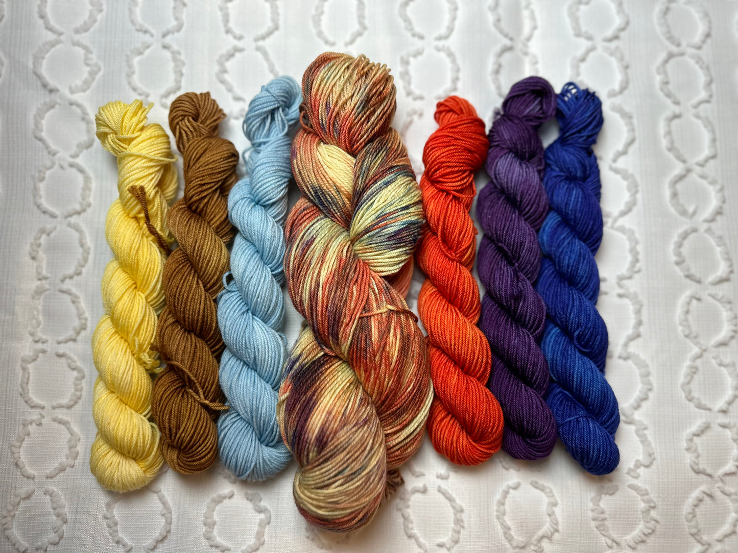 Winter Pillow Lace / Upland Blue