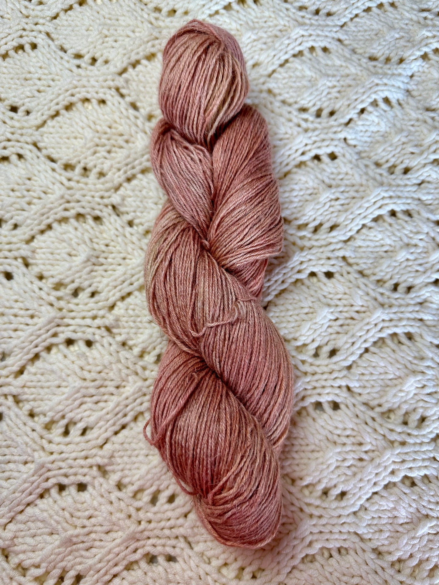 Soft Linen Fingering / Queens Crown