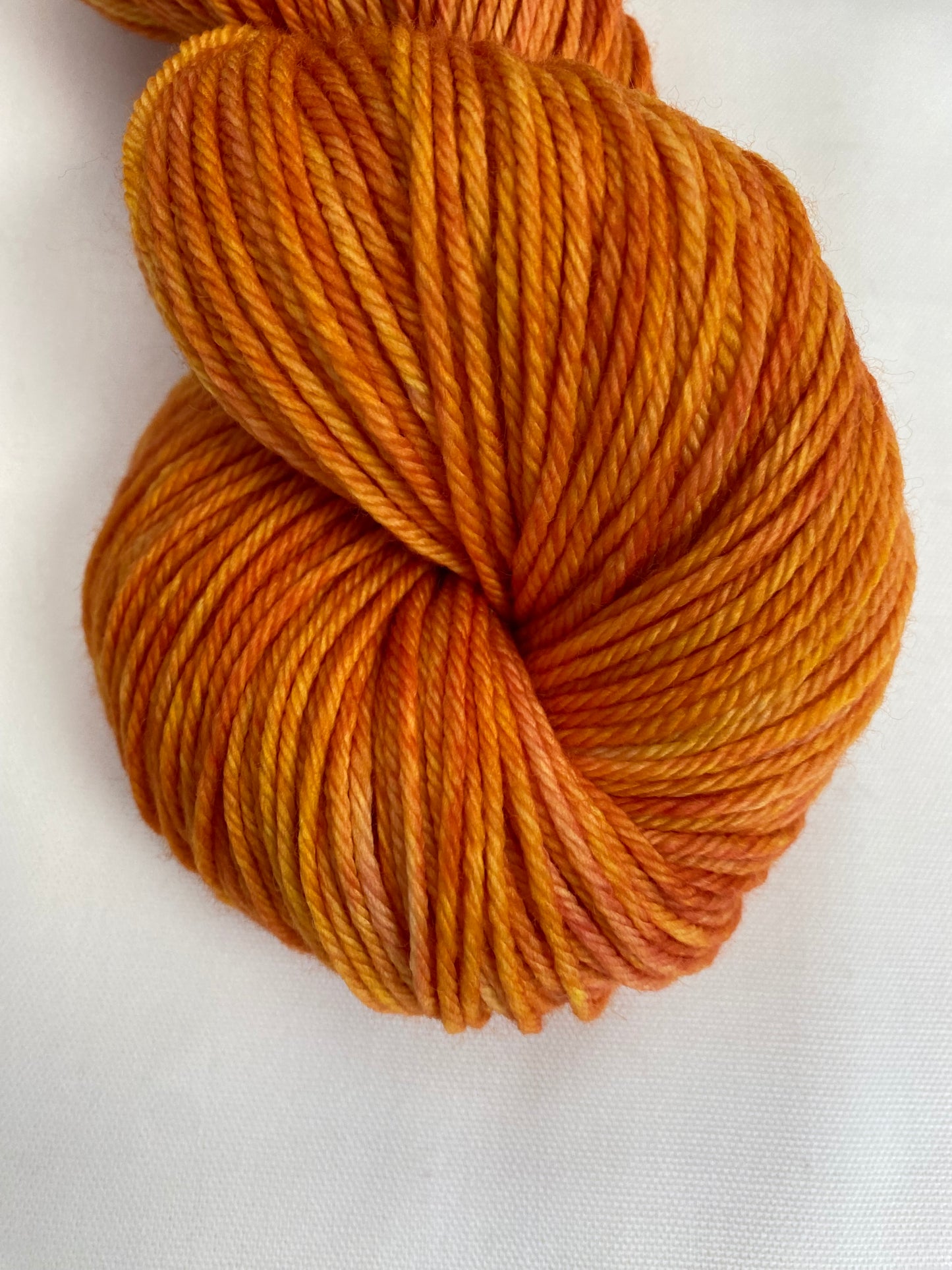 Winter Pillow DK / Ripe Mango
