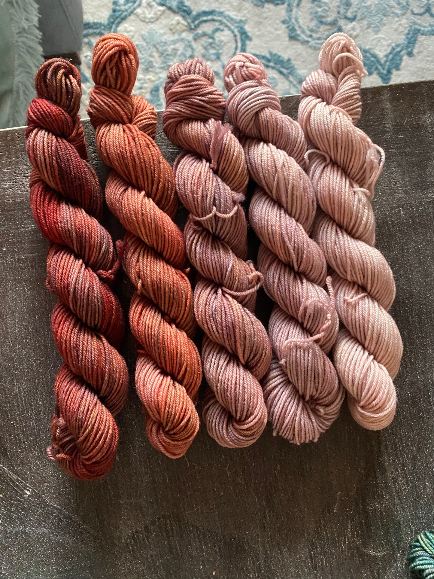 Mini Skein Sets / Calliope Hummingbird