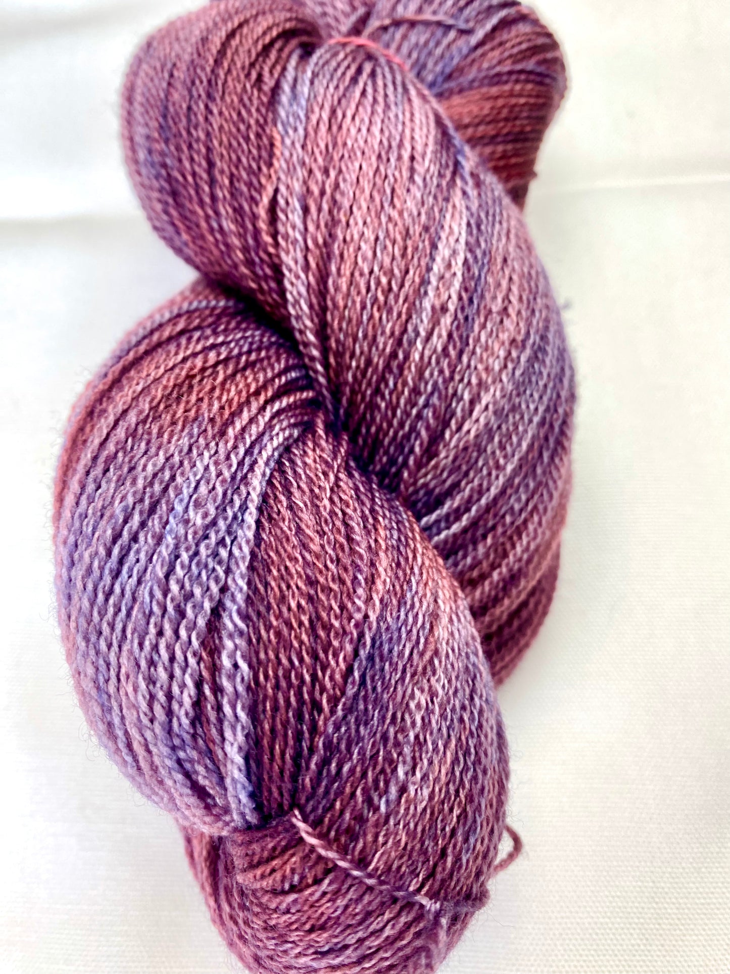 Winter Pillow Lace / Rosy Paintbrush