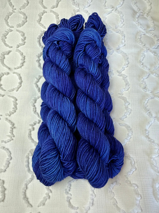 Winter Pillow Lace / Upland Blue