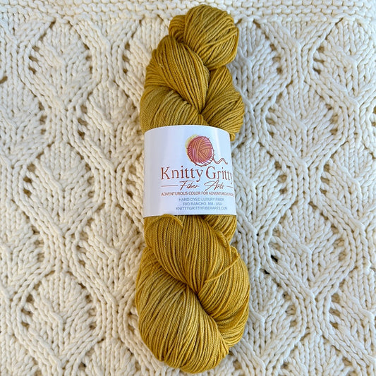 Royal Select Fingering Weight
/ Alpine Sunflower