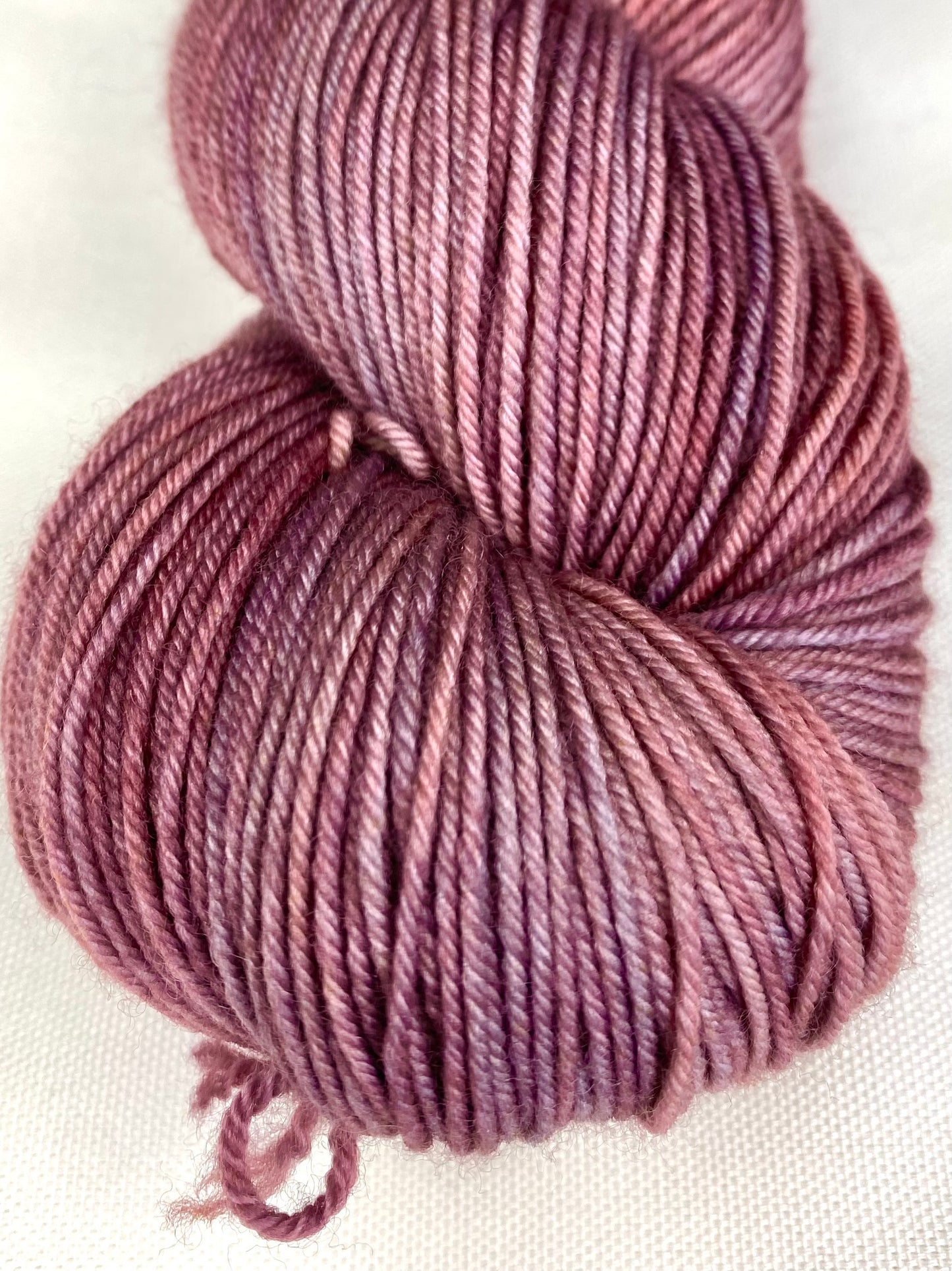 Winter Pillow DK / Red Beryl