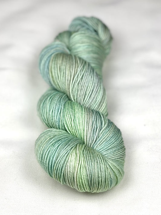 Winter Pillow Worsted / Mountain Mint